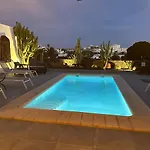 Patos Villa *